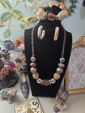 Neutral Bead Statement Necklace Jewelry Set